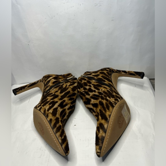Vince Camuto Sestrind Animal Print Bootie Size 12US - New with Defects - Picture 10 of 12